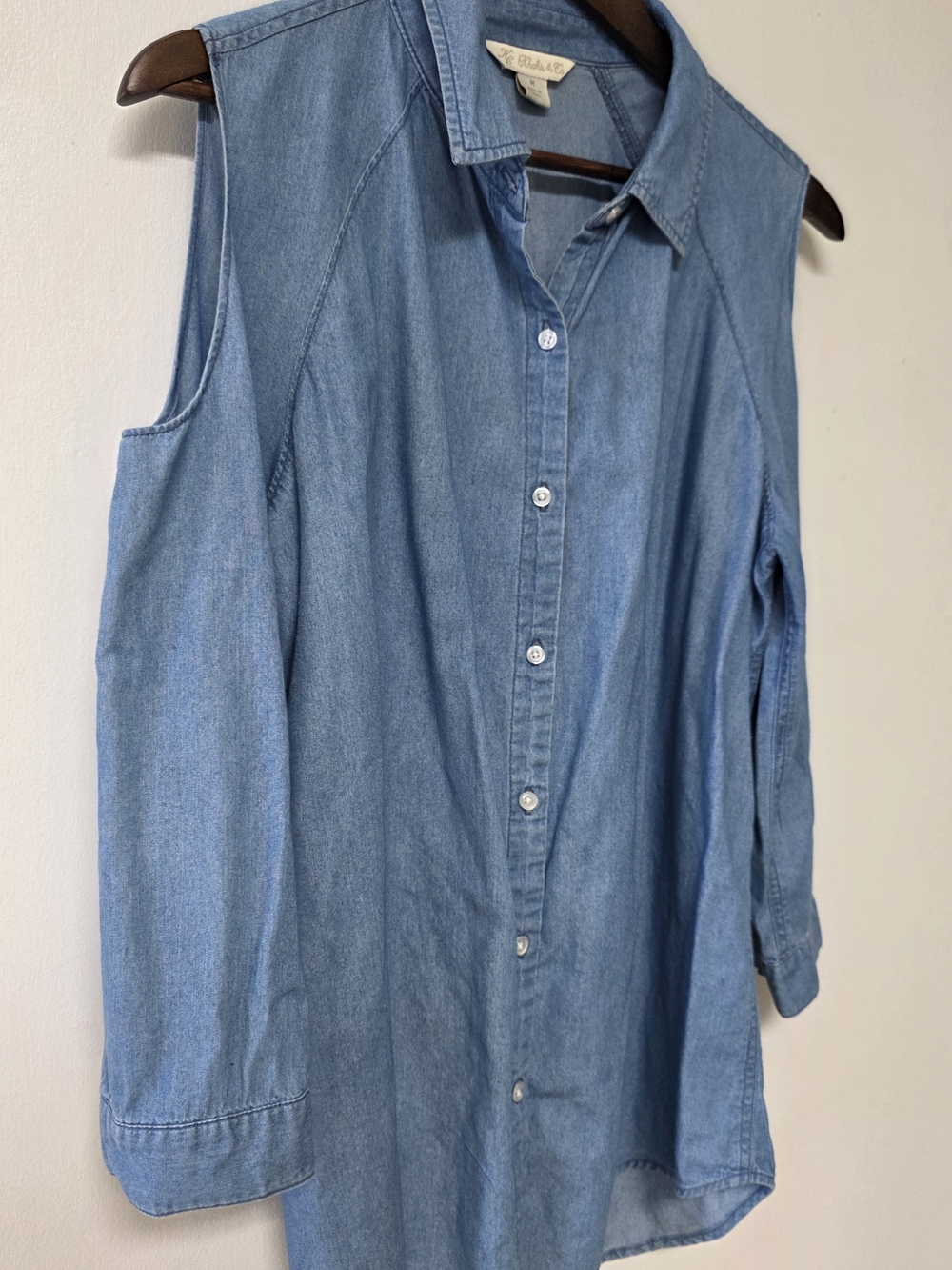 Women’s Light Blue Denim Cold-Shoulder Shirt